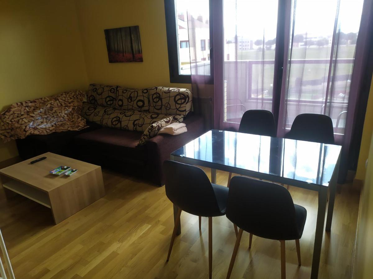 Apartamento Italia Terraza Y Vistas Montana Ideal Para Mascotas Logrono Exterior photo