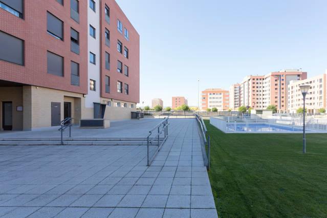 Apartamento Italia Terraza Y Vistas Montana Ideal Para Mascotas Logrono Exterior photo